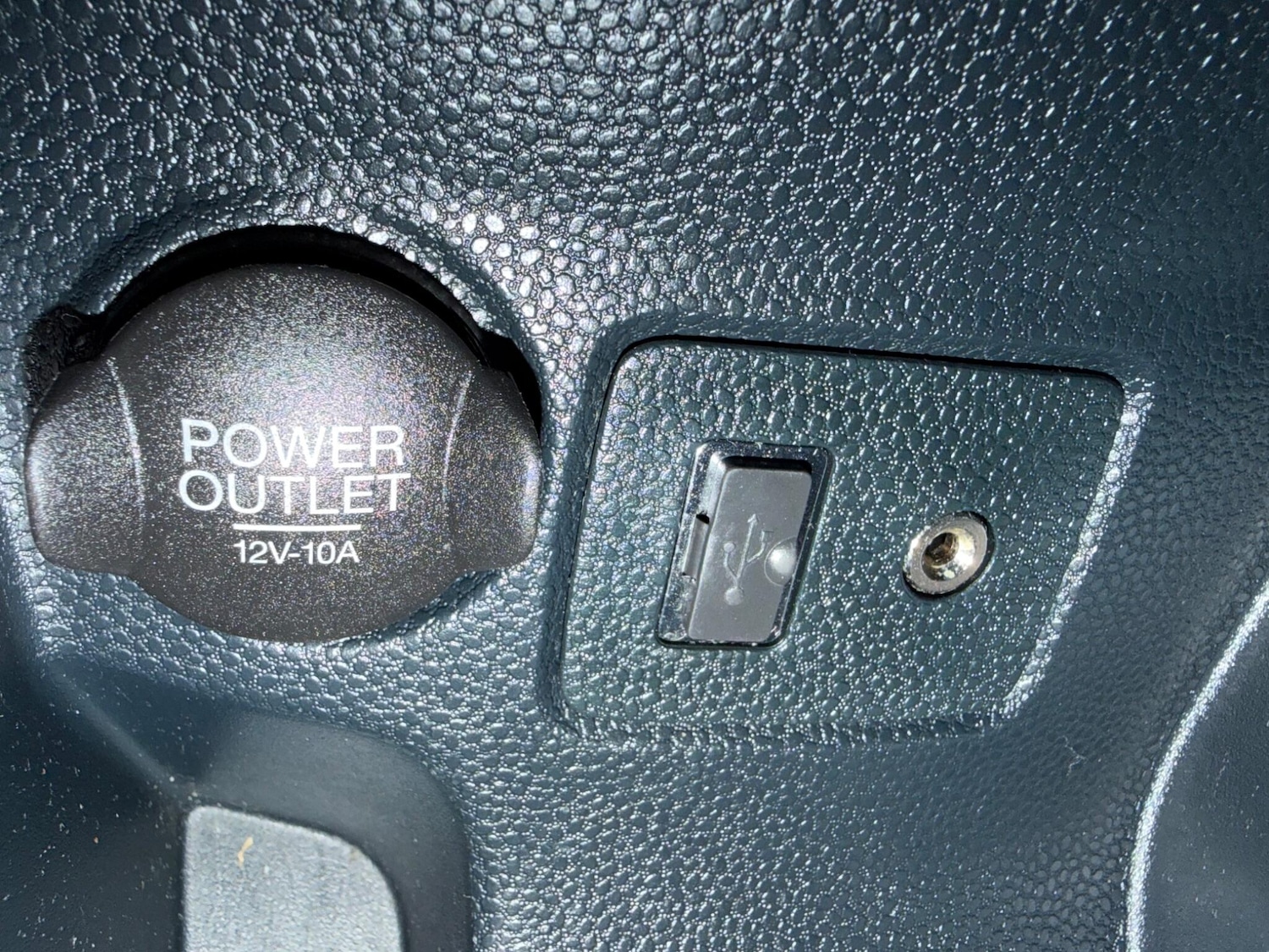 Used Ford Fiesta 2011 for sale - 77376220: Photo 65