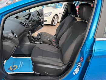 Used Ford Fiesta 2015 for sale - 78763415: Photo