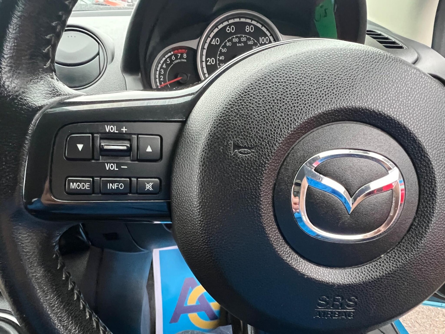 Used Mazda Mazda2 2014 for sale - 76572254: Photo 25