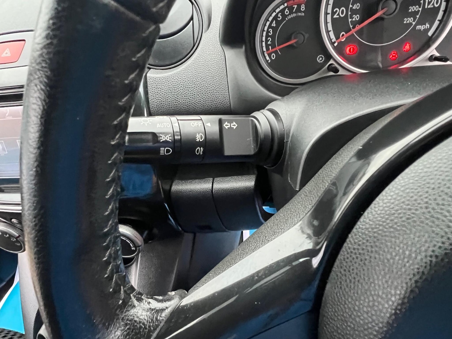 Used Mazda Mazda2 2014 for sale - 76572254: Photo 27