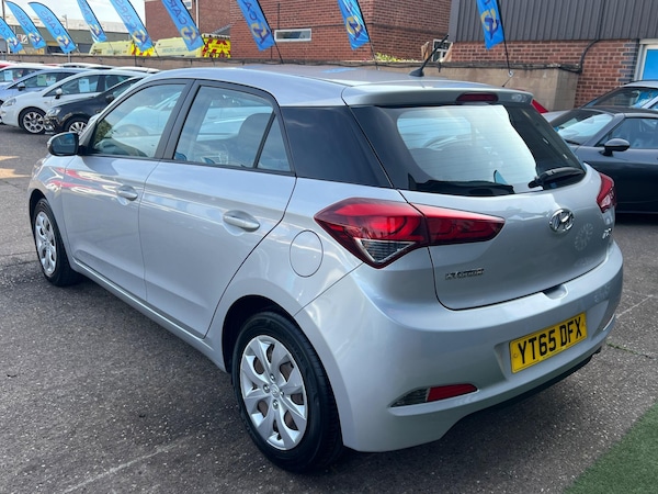 Used Hyundai i20 2015 for sale - 75431005: Photo 16