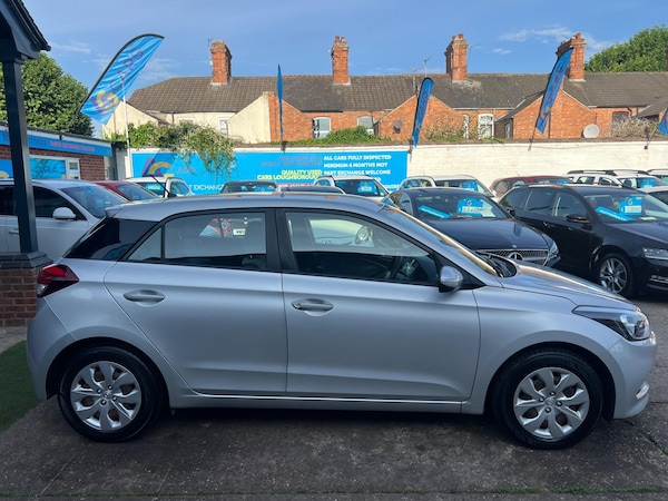 Used Hyundai i20 2015 for sale - 75431005: Photo 39