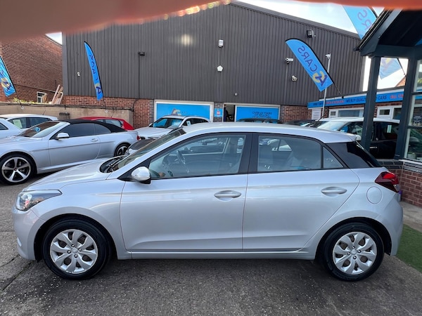 Used Hyundai i20 2015 for sale - 75431005: Photo 40