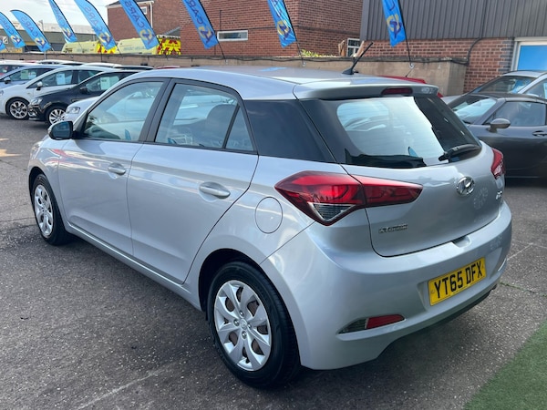 Used Hyundai i20 2015 for sale - 75431005: Photo 42