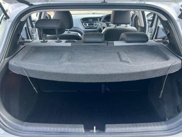Used Hyundai i20 2015 for sale - 75431005: Photo 50
