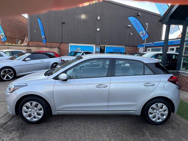 Used Hyundai i20 2015 for sale - 75431005: Photo 9
