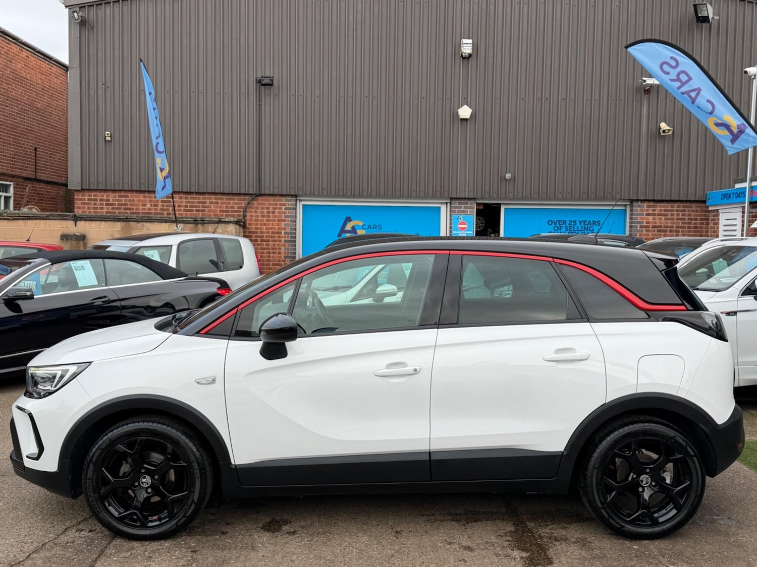 Used Vauxhall Crossland 2022 for sale - 77793403: Photo 9