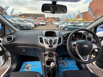 Used Ford Fiesta 2012 for sale - 77853796: Photo