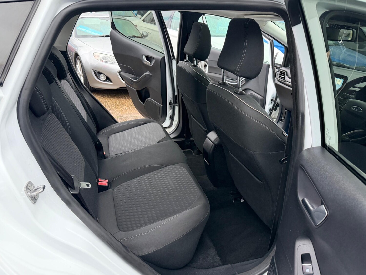 Used Ford Fiesta for sale - 77723996: Photo 29