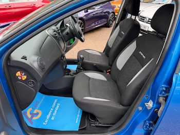 Used Dacia Sandero Stepway 2015 for sale - 77468514: Photo