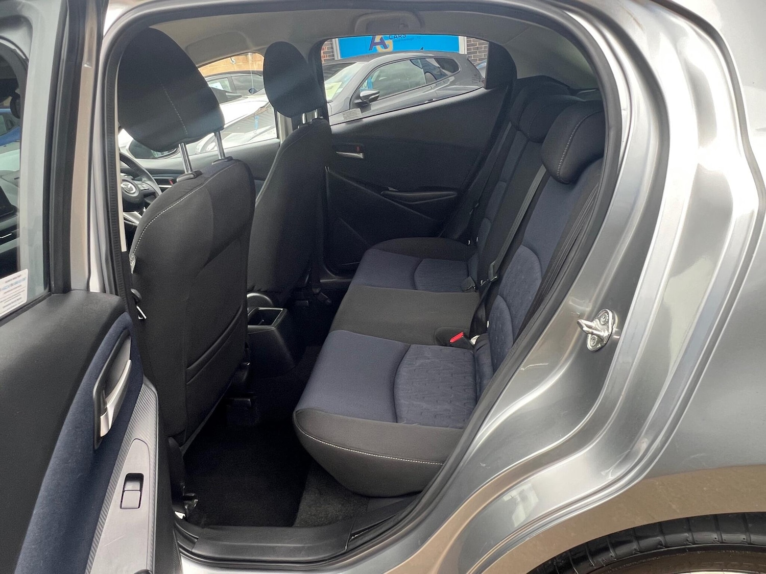 Vehicle 33