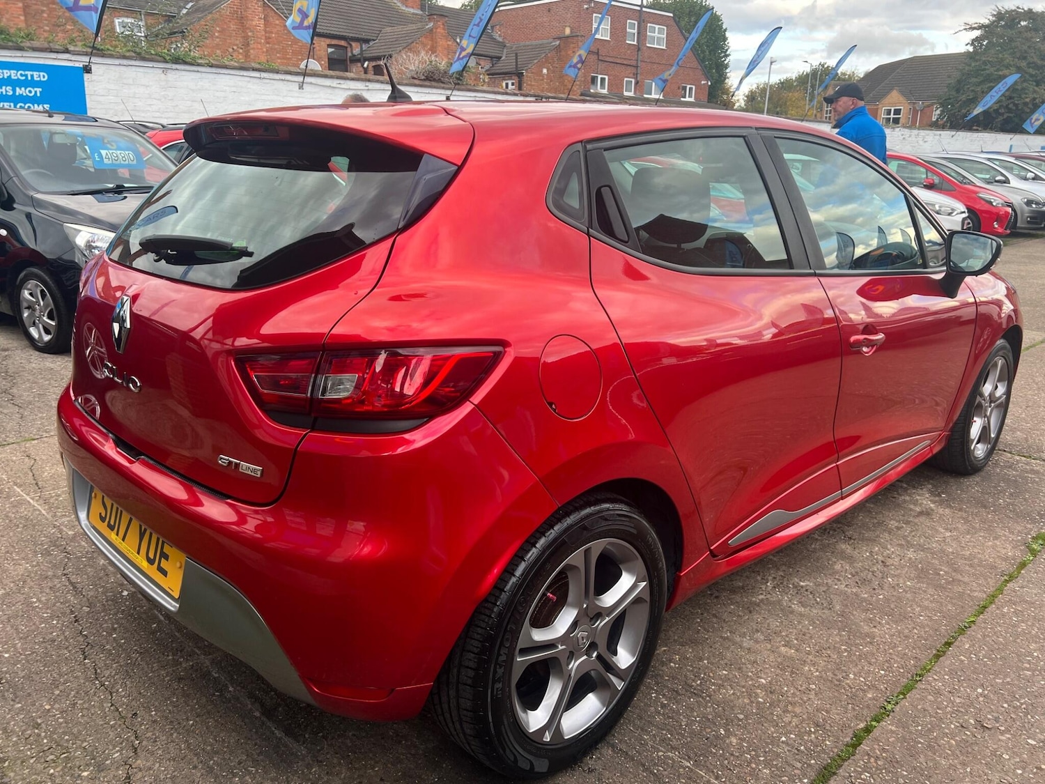 Used Renault Clio 2017 for sale - 76370192: Photo 13