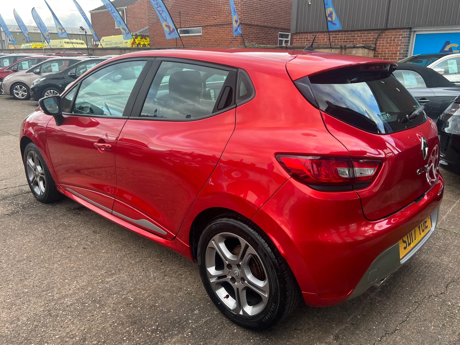 Used Renault Clio 2017 for sale - 76370192: Photo 15