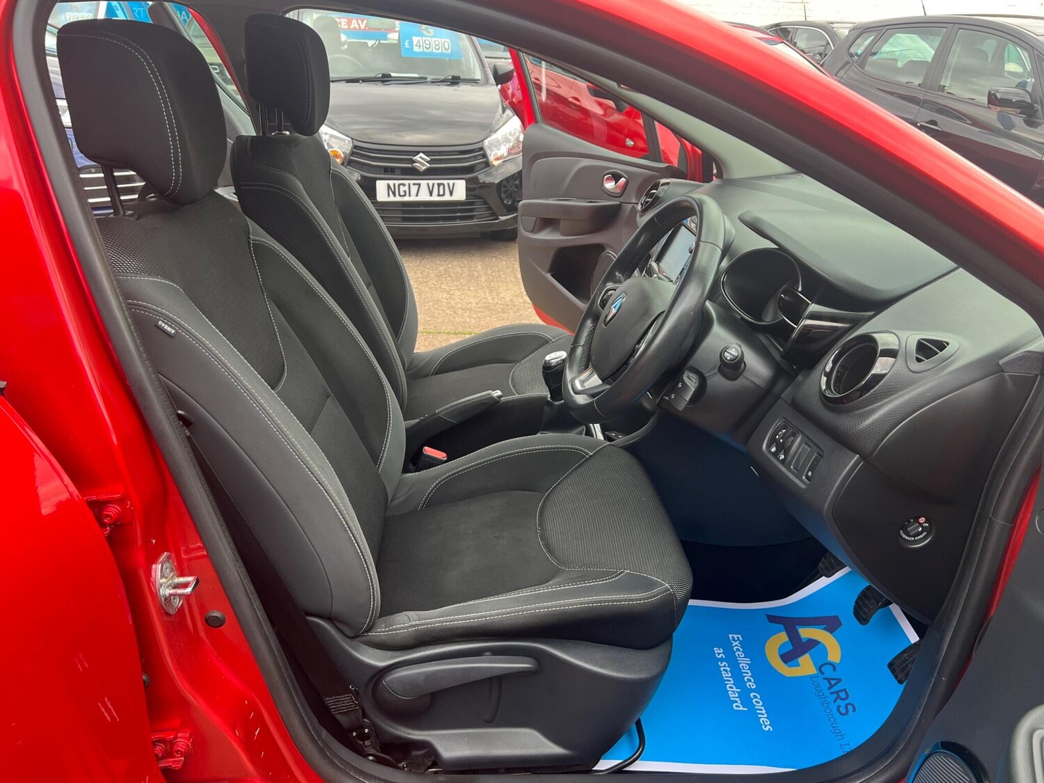 Used Renault Clio 2017 for sale - 76370192: Photo 33