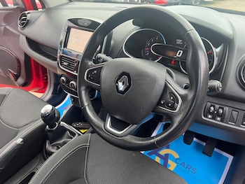 Used Renault Clio 2017 for sale - 76370192: Photo