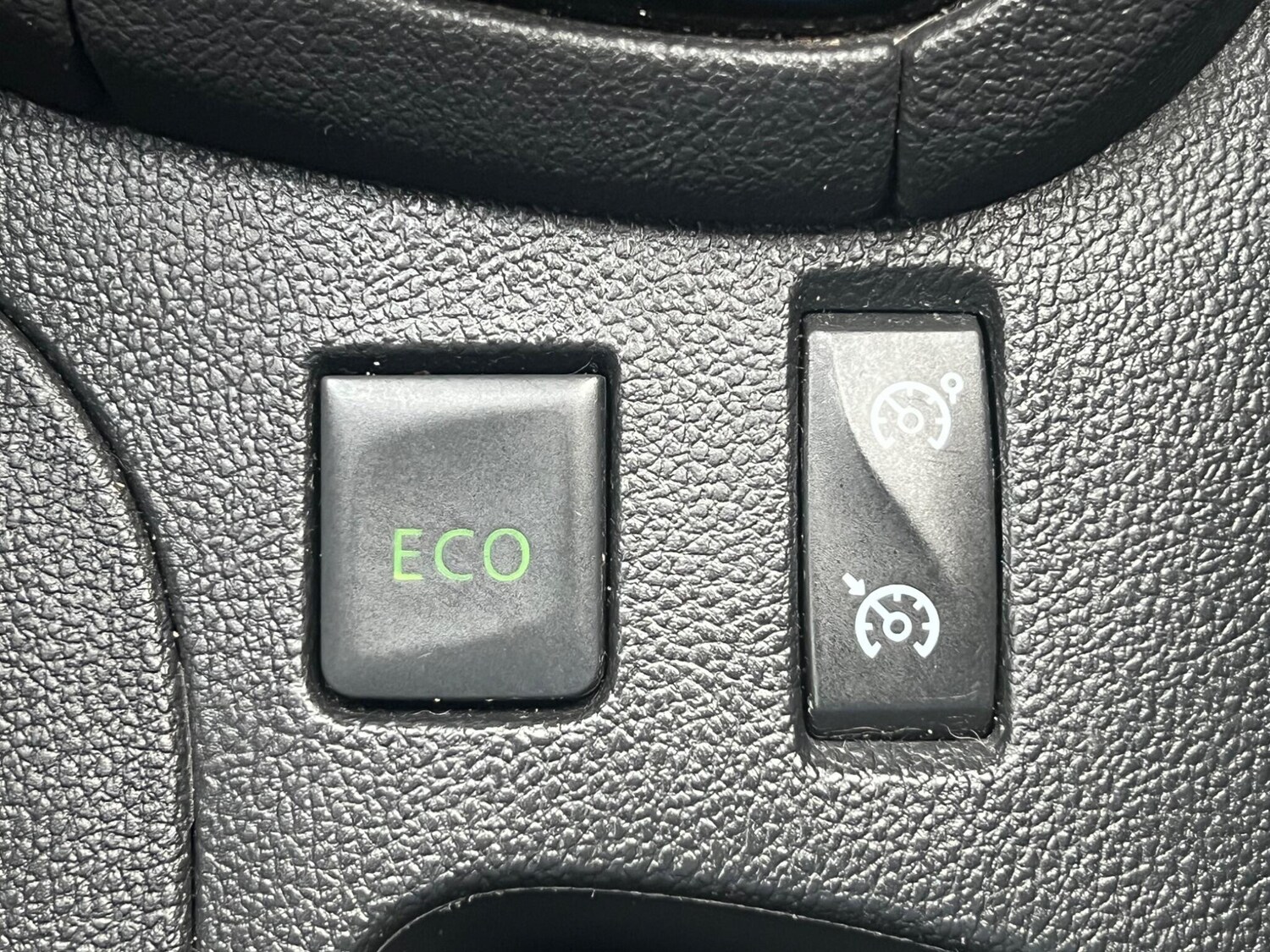 Used Renault Clio 2017 for sale - 76370192: Photo 45