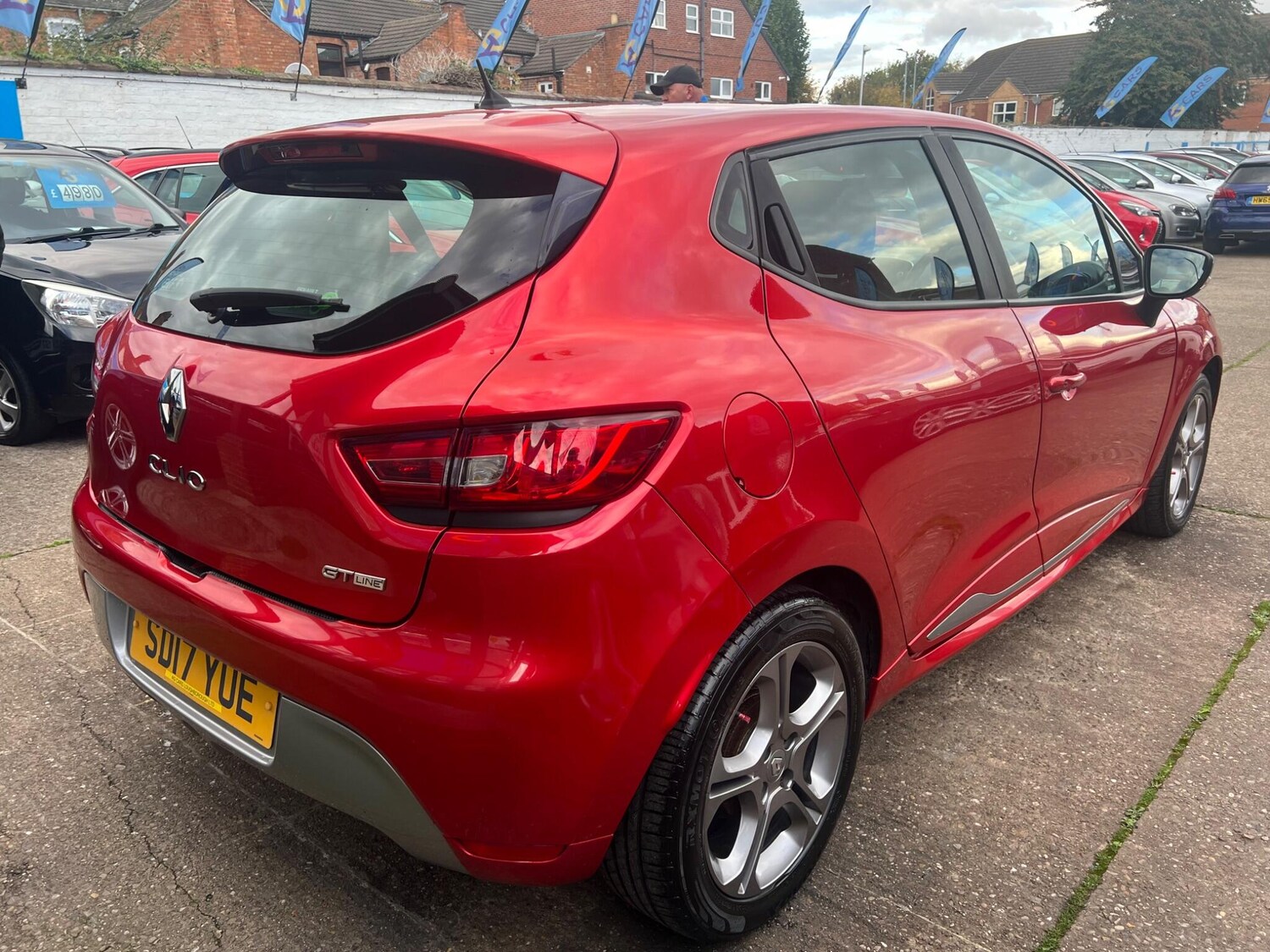 Used Renault Clio 2017 for sale - 76370192: Photo 48