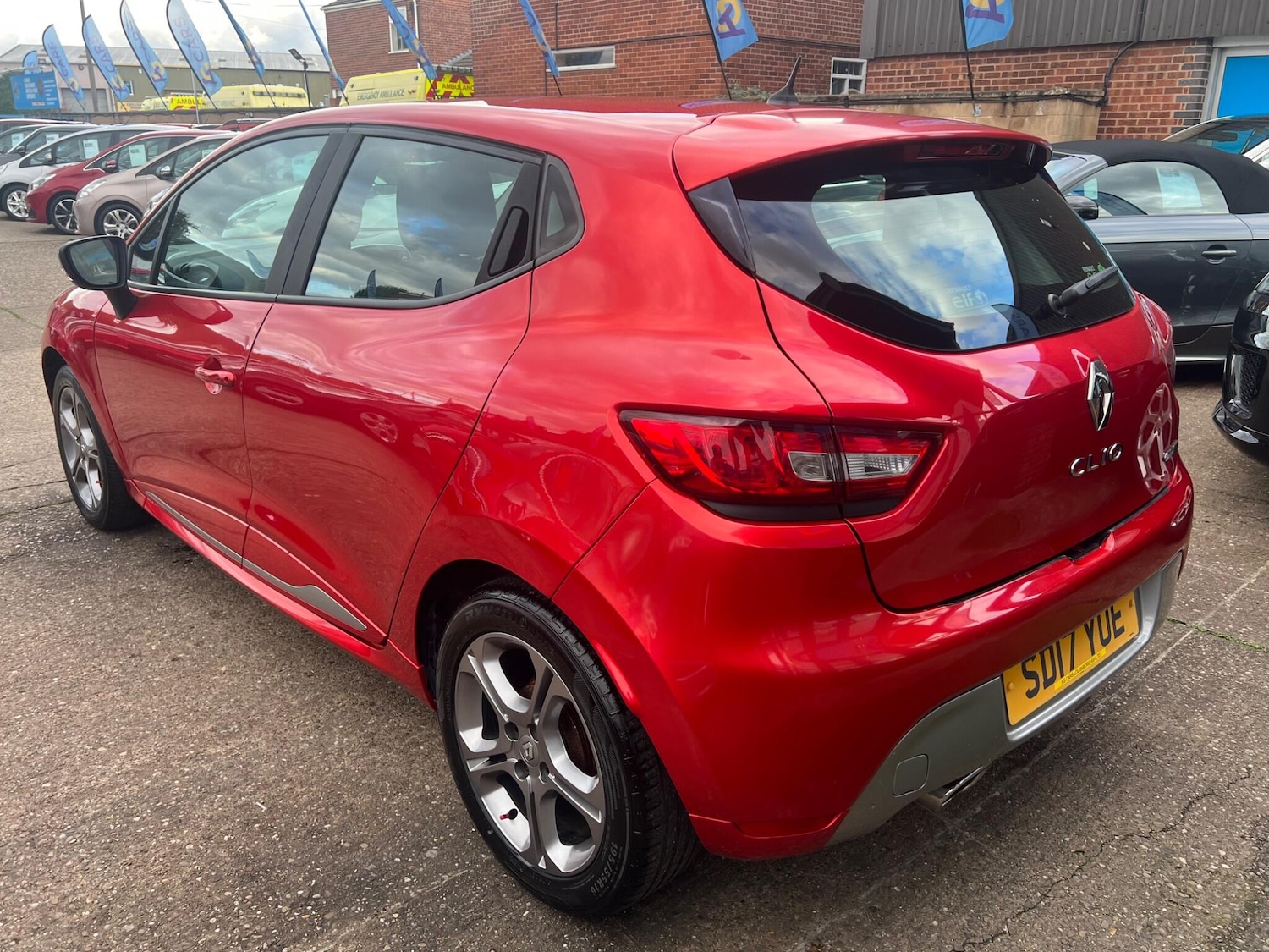 Used Renault Clio 2017 for sale - 76370192: Photo 49