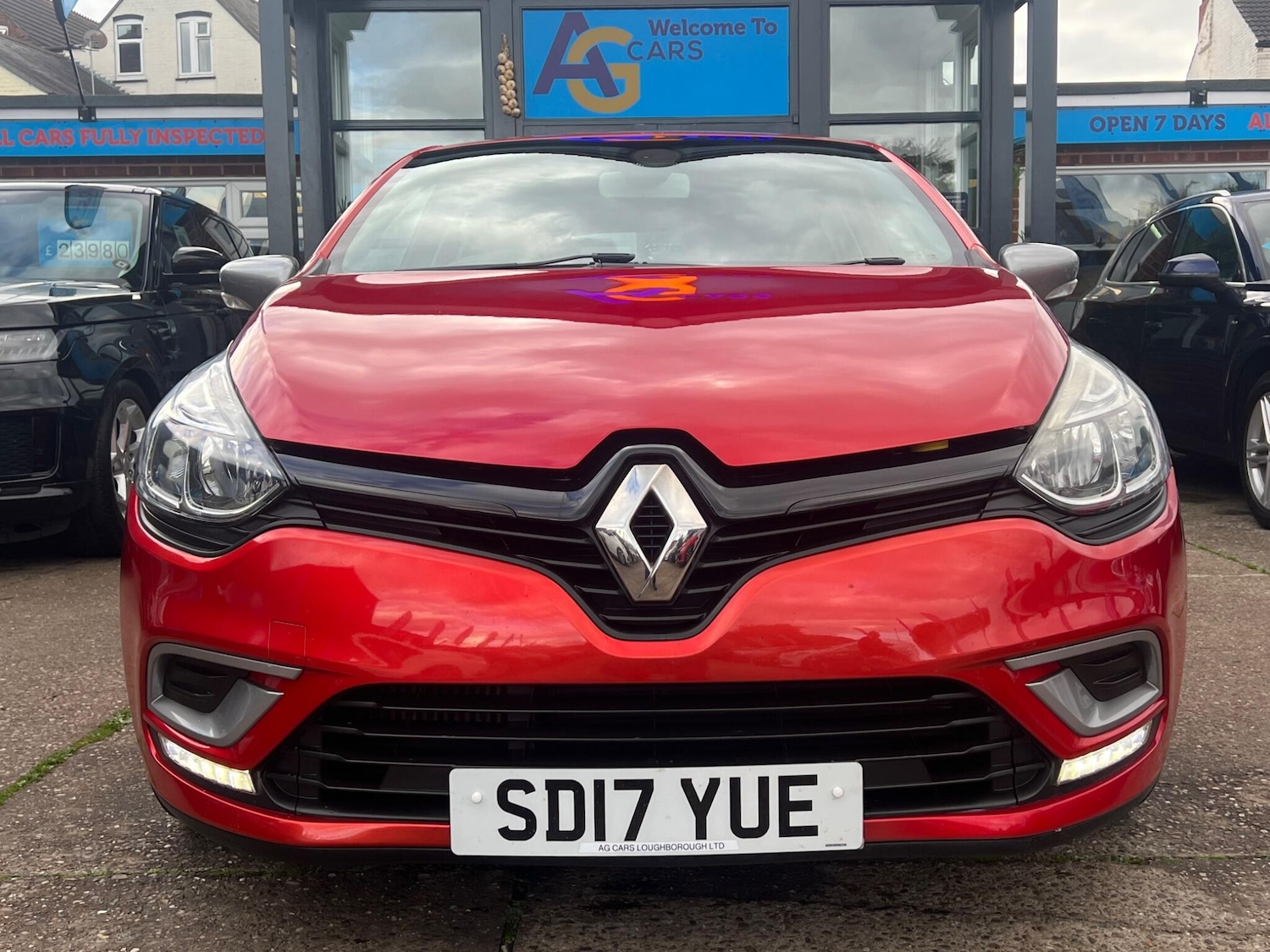 Used Renault Clio 2017 for sale - 76370192: Photo 51