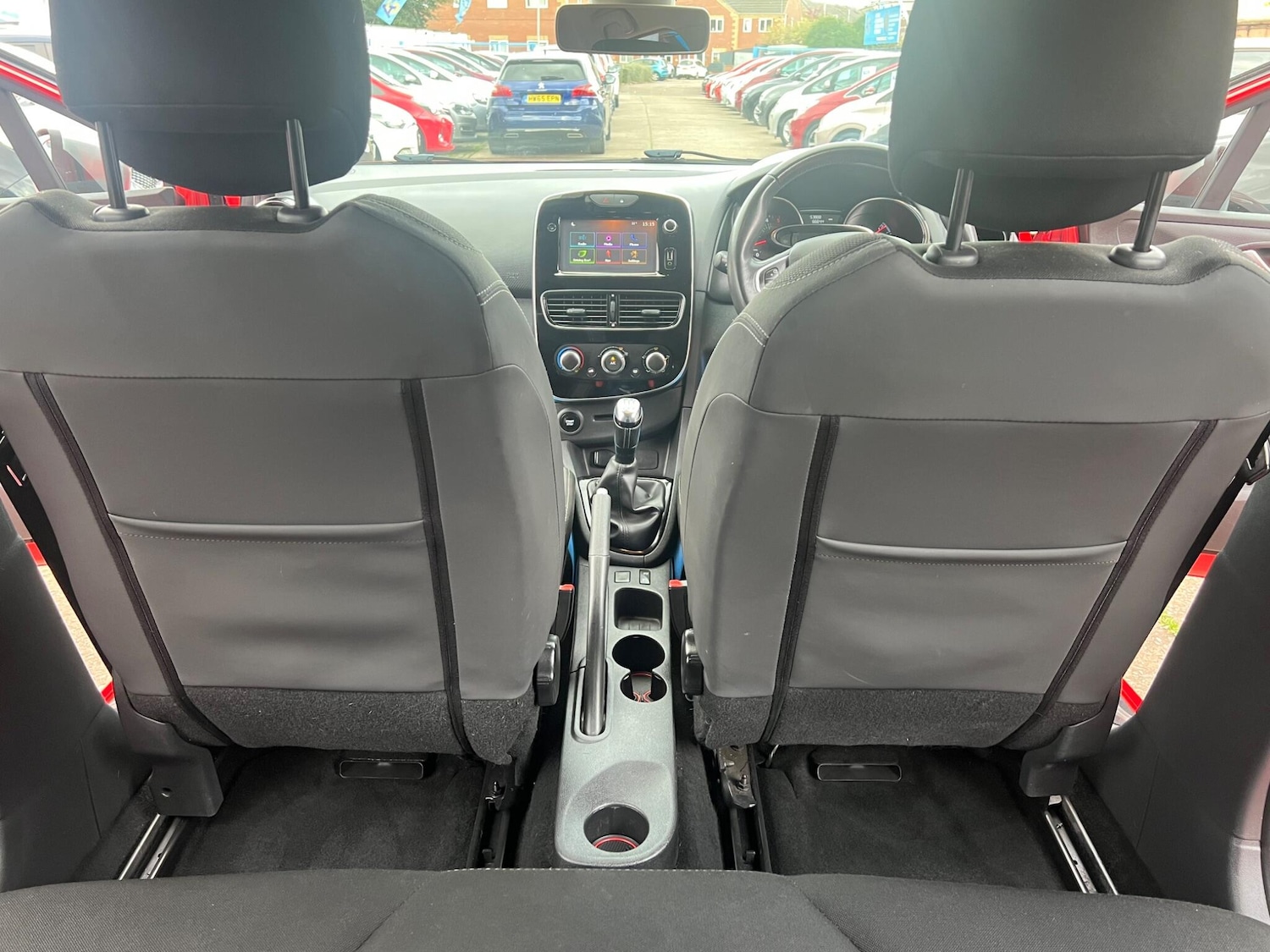 Used Renault Clio 2017 for sale - 76370192: Photo 56