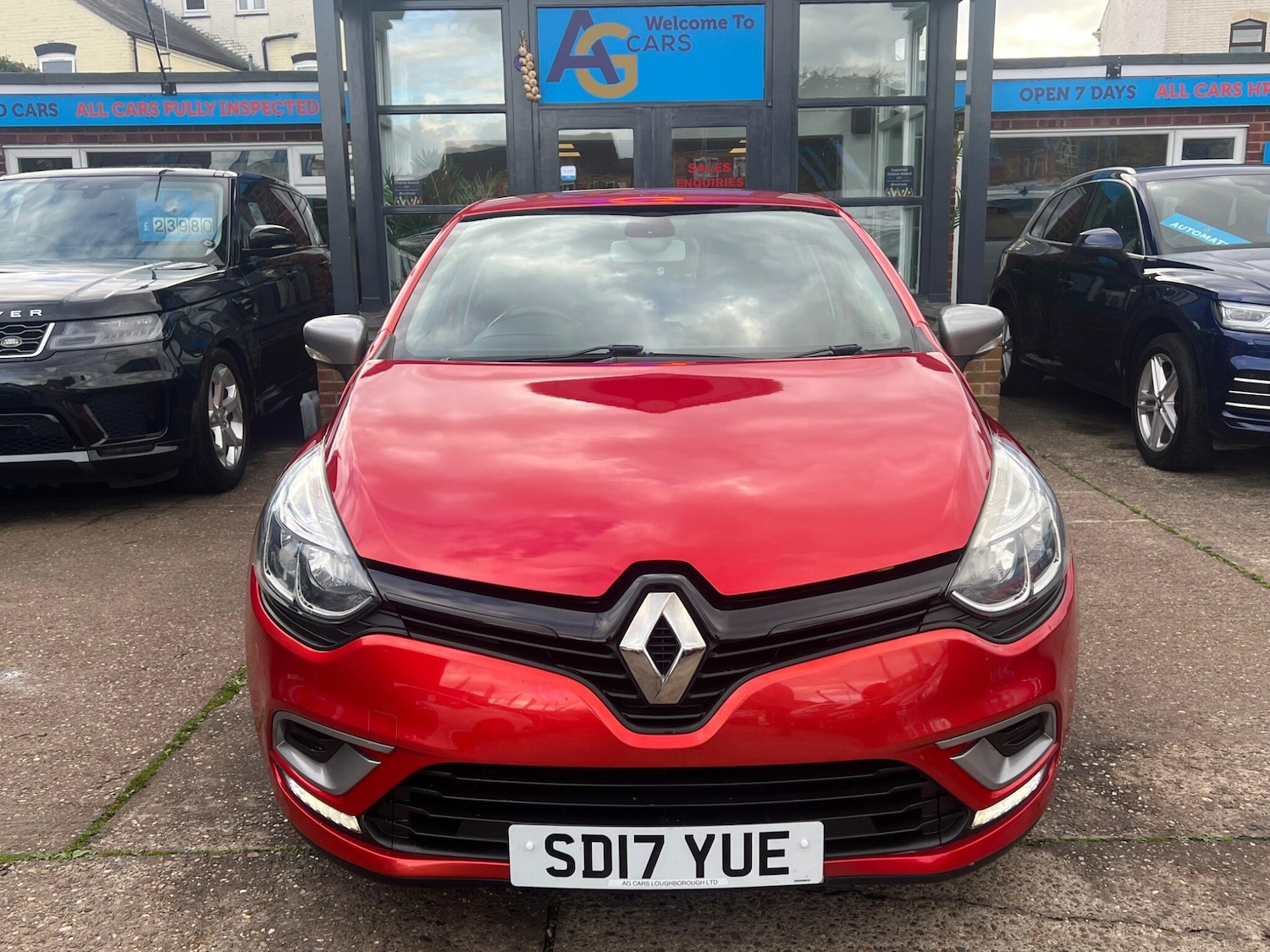 Used Renault Clio 2017 for sale - 76370192: Photo 8