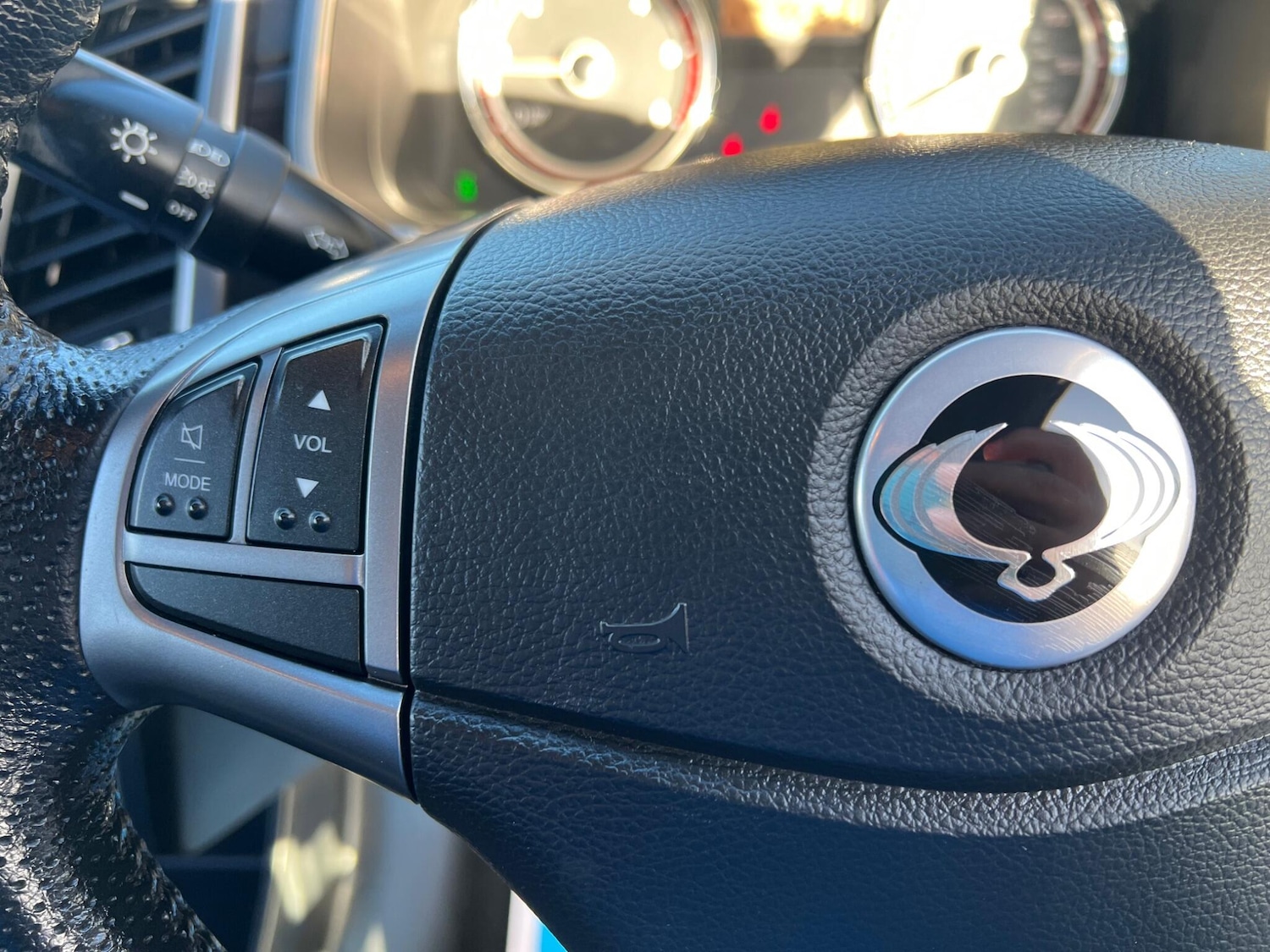 Used Ssangyong Korando 2015 for sale - 76572998: Photo 25