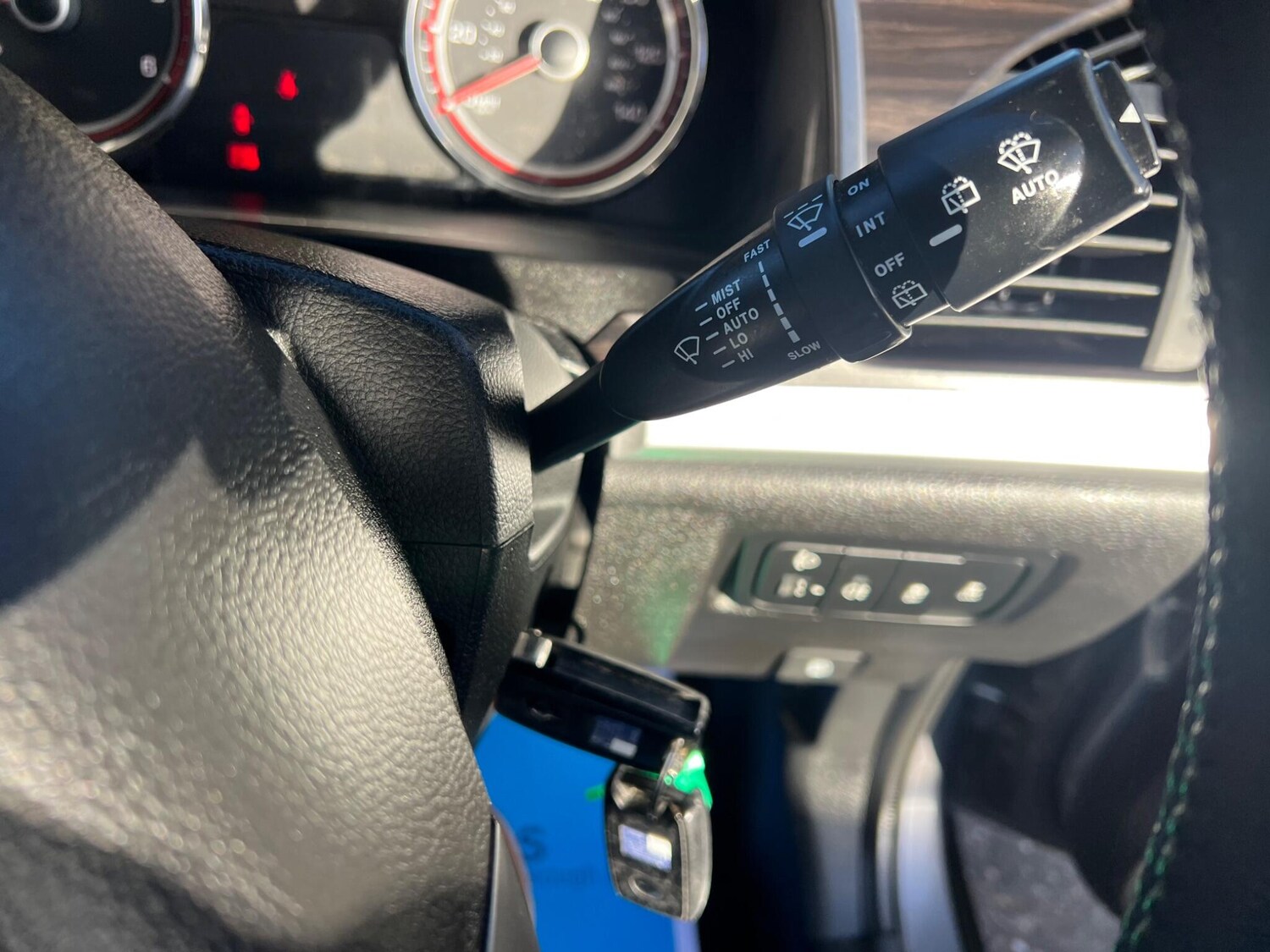 Used Ssangyong Korando 2015 for sale - 76572998: Photo 28