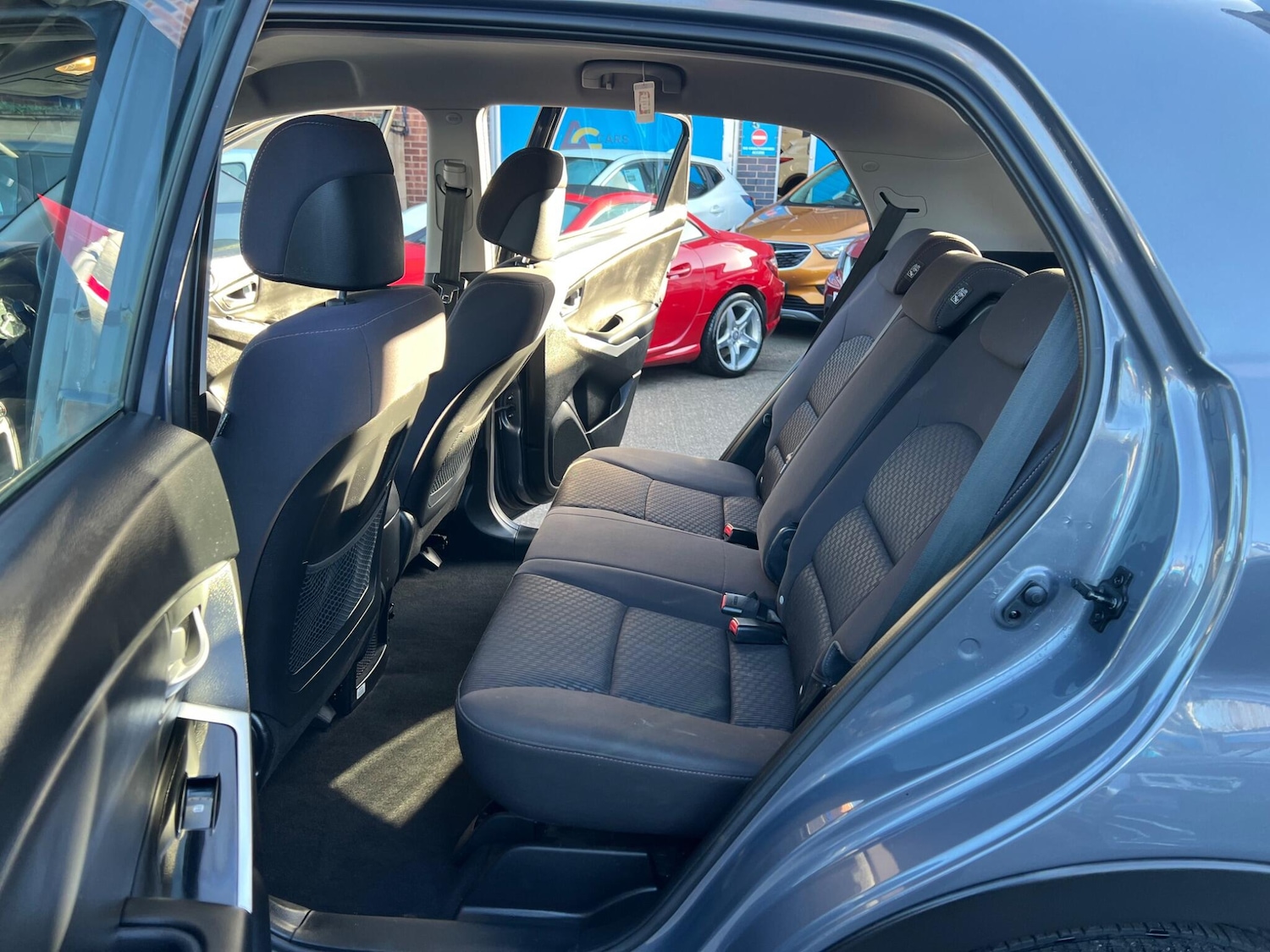 Used Ssangyong Korando 2015 for sale - 76572998: Photo 5