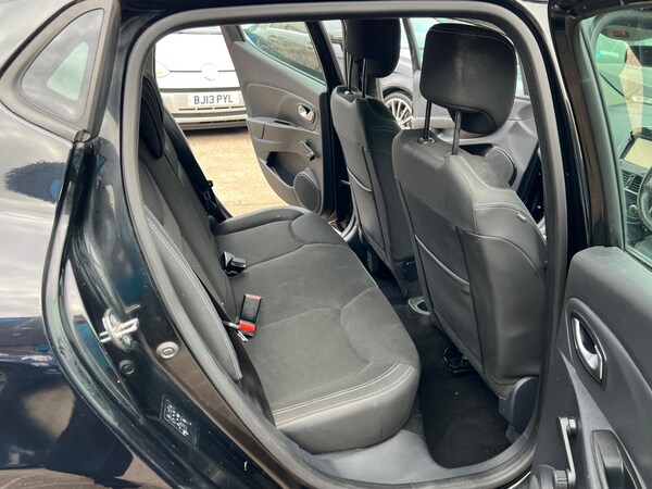 Used Renault Clio 2016 for sale - 75563131: Photo 34