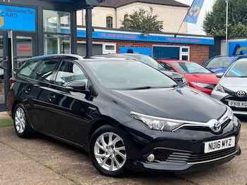 2016 (16) - 1.8 VVT-h Business Edition Touring Sports 5dr Petrol Hybrid CVT Euro 6 (s/s