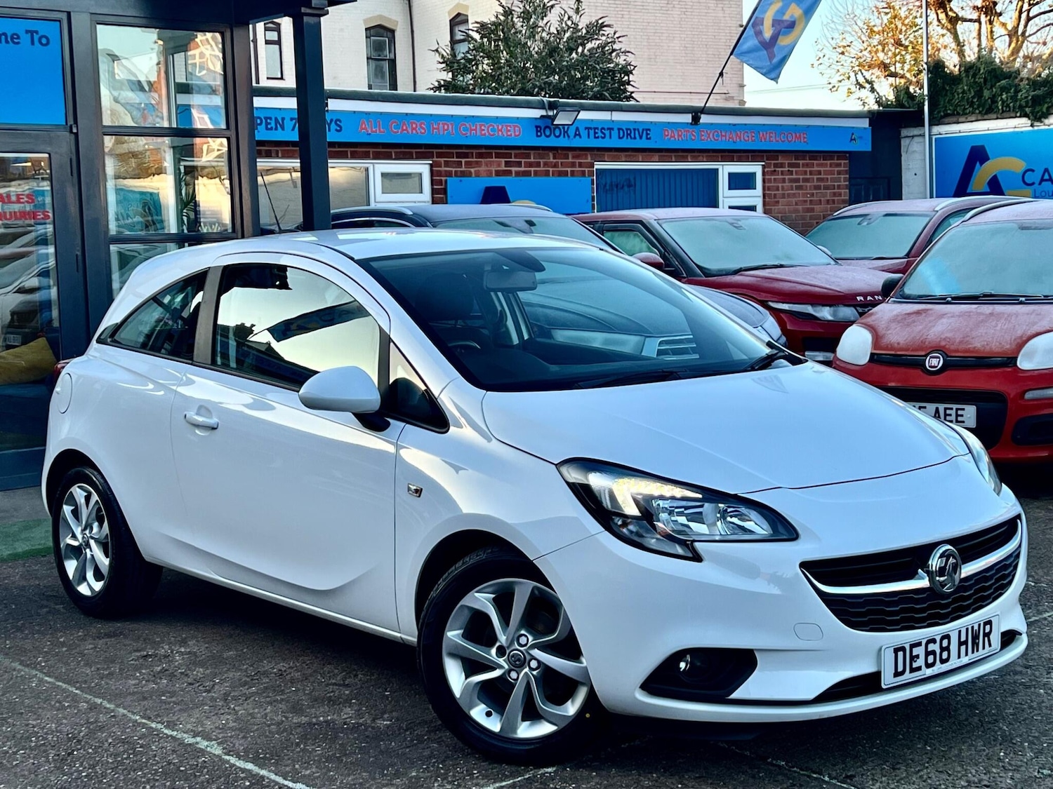 Used Vauxhall Corsa 2018 for sale - 76657544: Photo 1