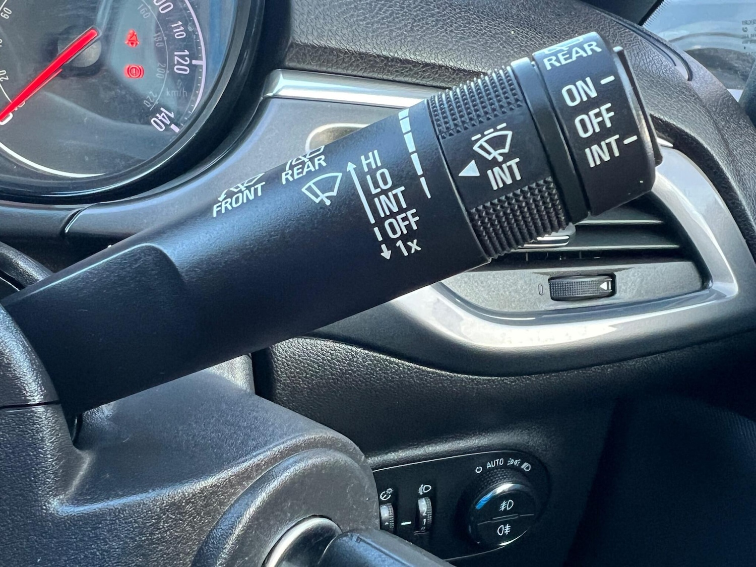 Used Vauxhall Corsa 2018 for sale - 76657544: Photo 25