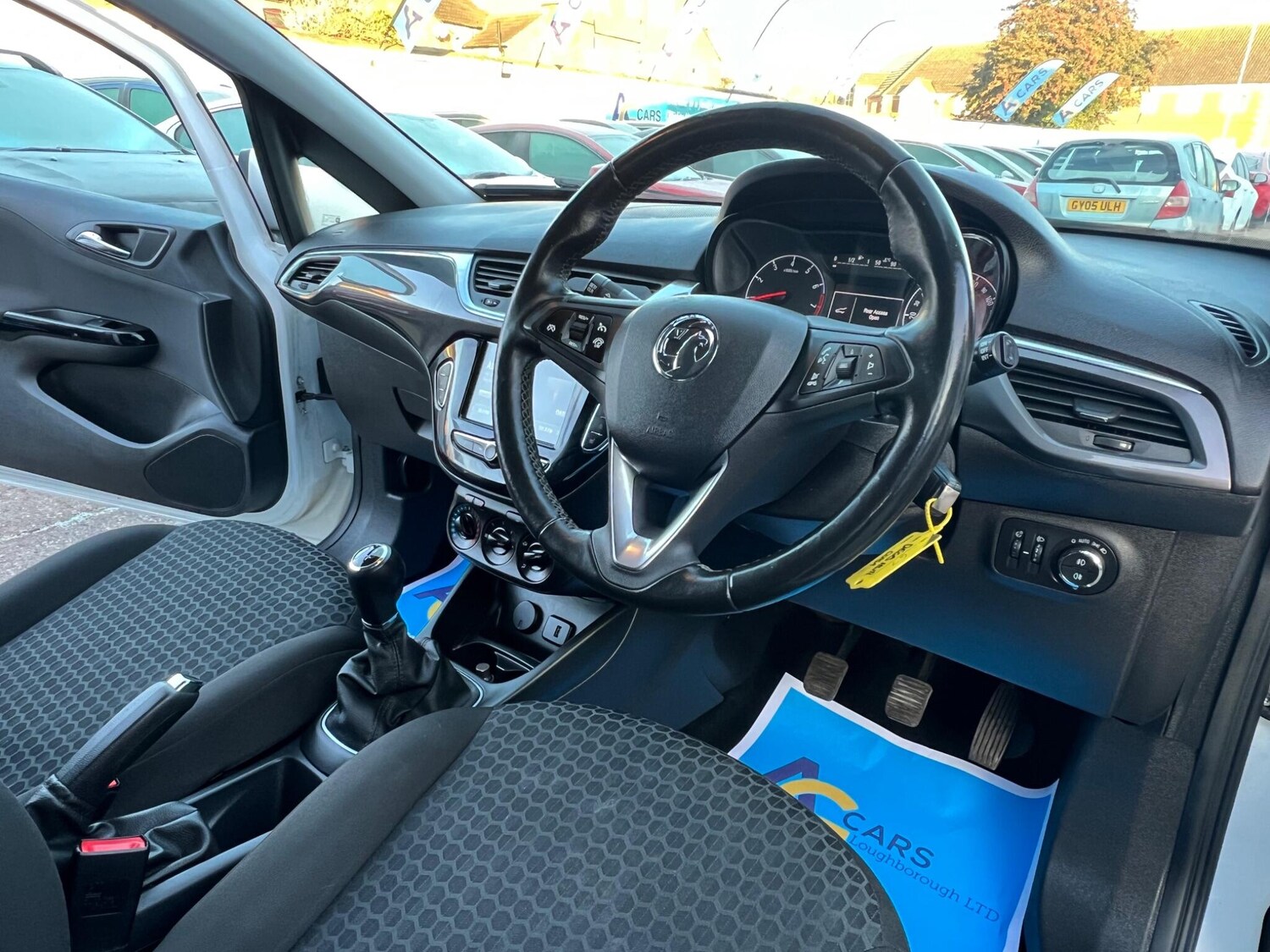 Used Vauxhall Corsa 2018 for sale - 76657544: Photo 3