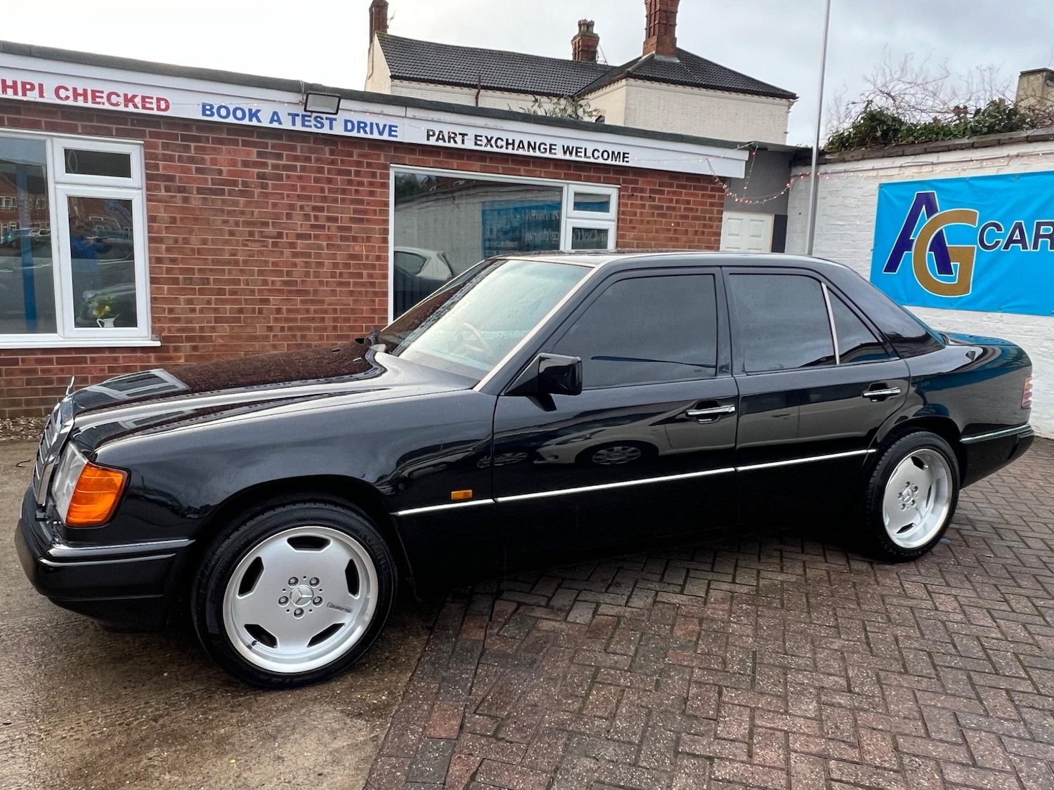 Used Mercedes-Benz 260 1991 for sale - 76072438: Photo 22