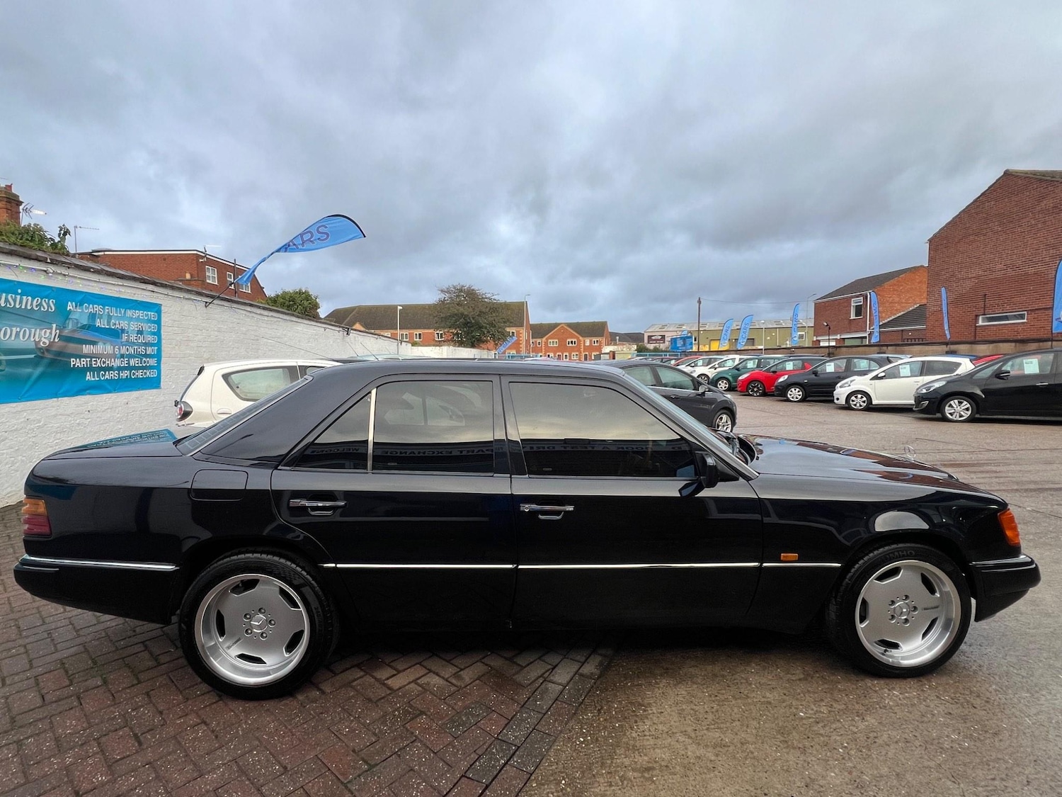 Used Mercedes-Benz 260 1991 for sale - 76072438: Photo 27