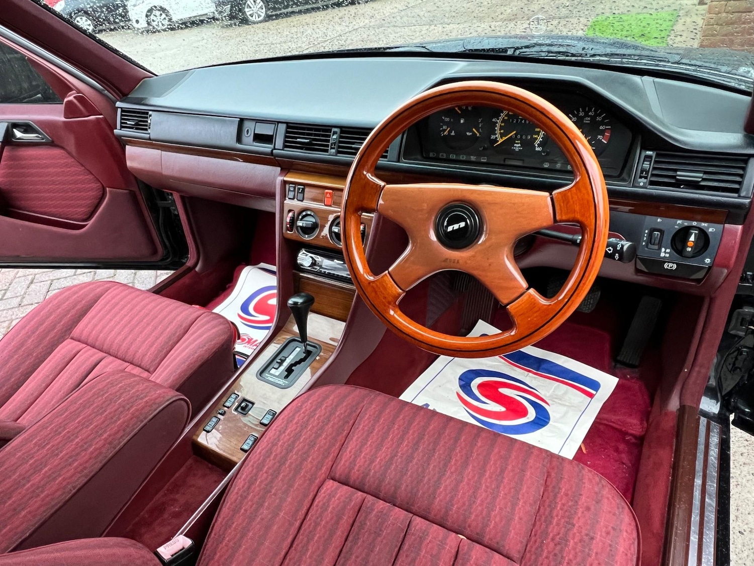 Used Mercedes-Benz 260 1991 for sale - 76072438: Photo 34