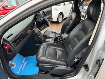 Used Volvo XC70 2008 for sale - 77267385: Photo