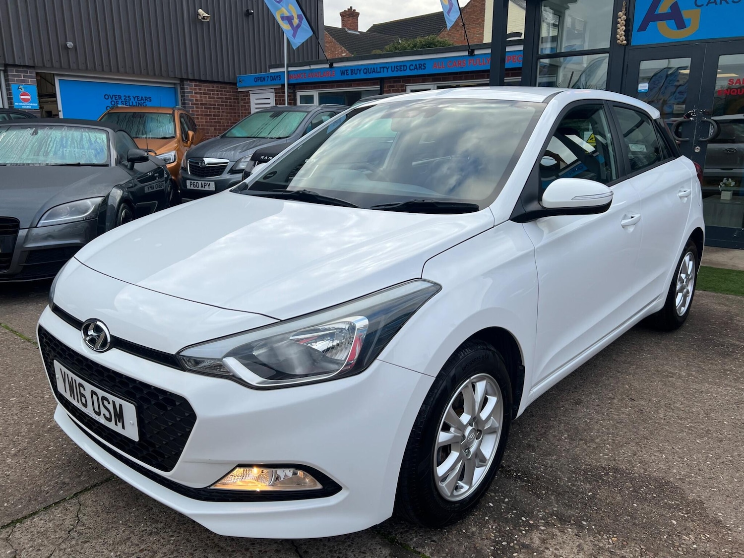 Used Hyundai i20 2016 for sale - 76995472: Photo 12