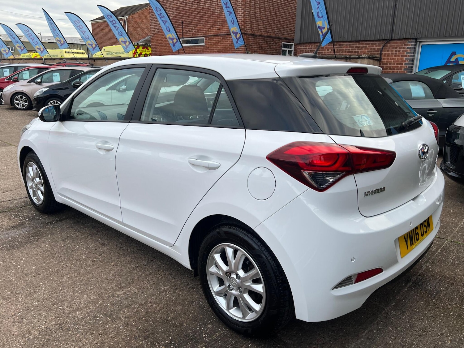 Used Hyundai i20 2016 for sale - 76995472: Photo 18