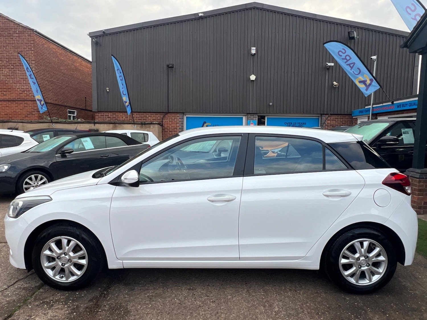 Used Hyundai i20 2016 for sale - 76995472: Photo 47