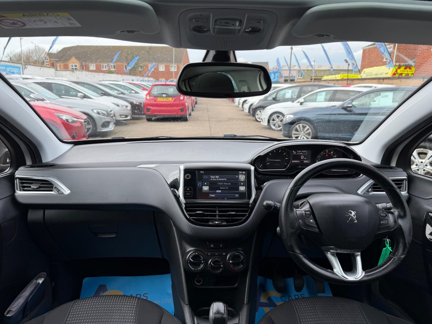 Used Peugeot 208 for sale - 77909721: Photo 2