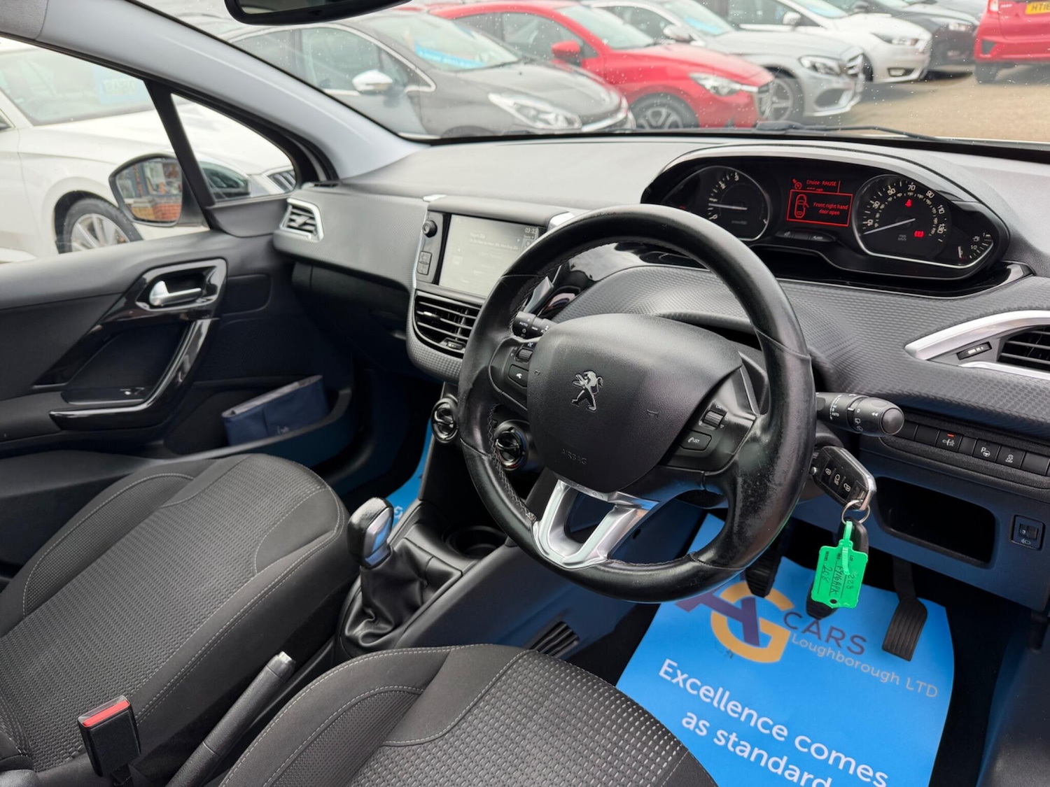 Used Peugeot 208 for sale - 77909721: Photo 3