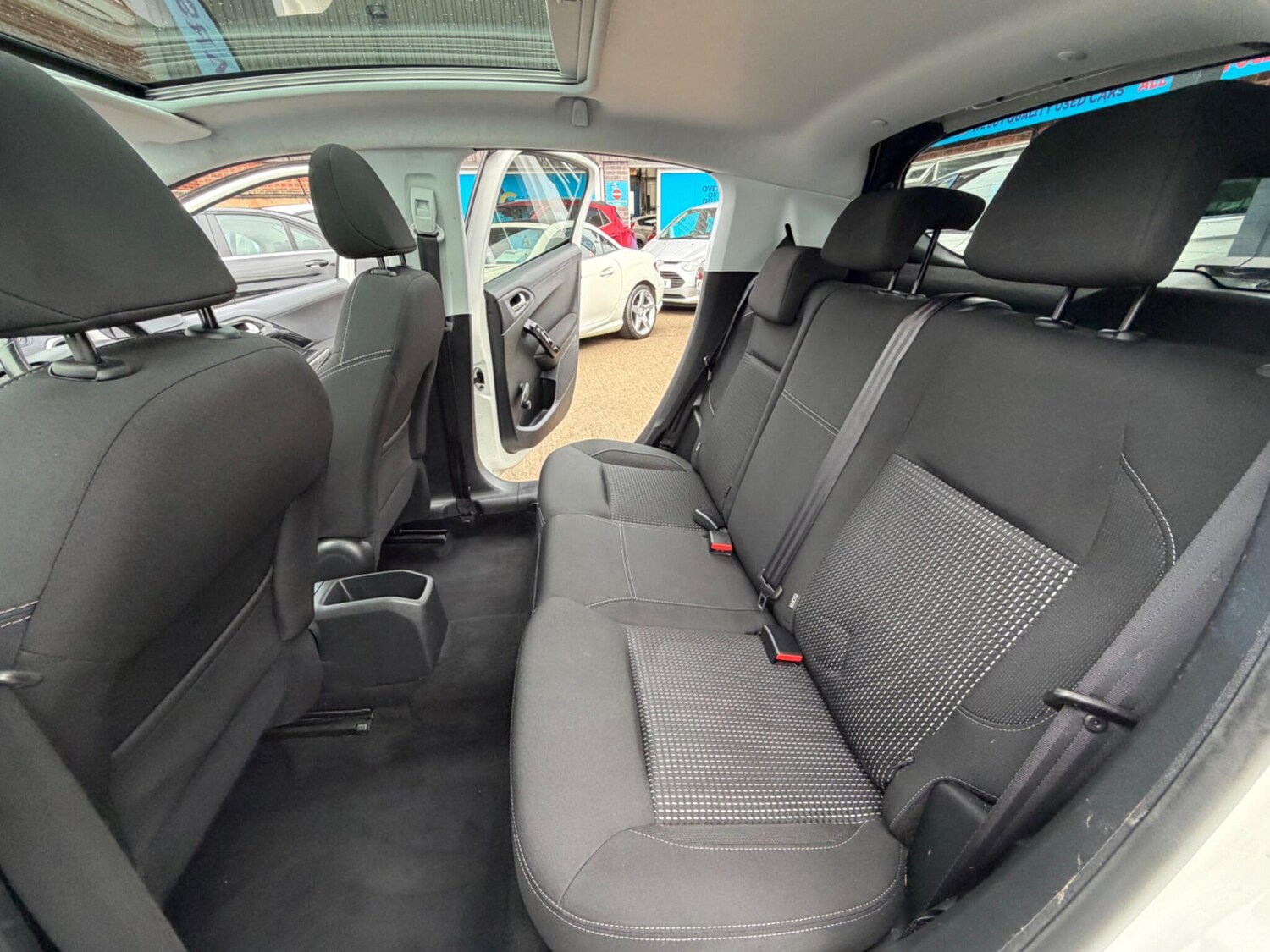 Used Peugeot 208 for sale - 77909721: Photo 30