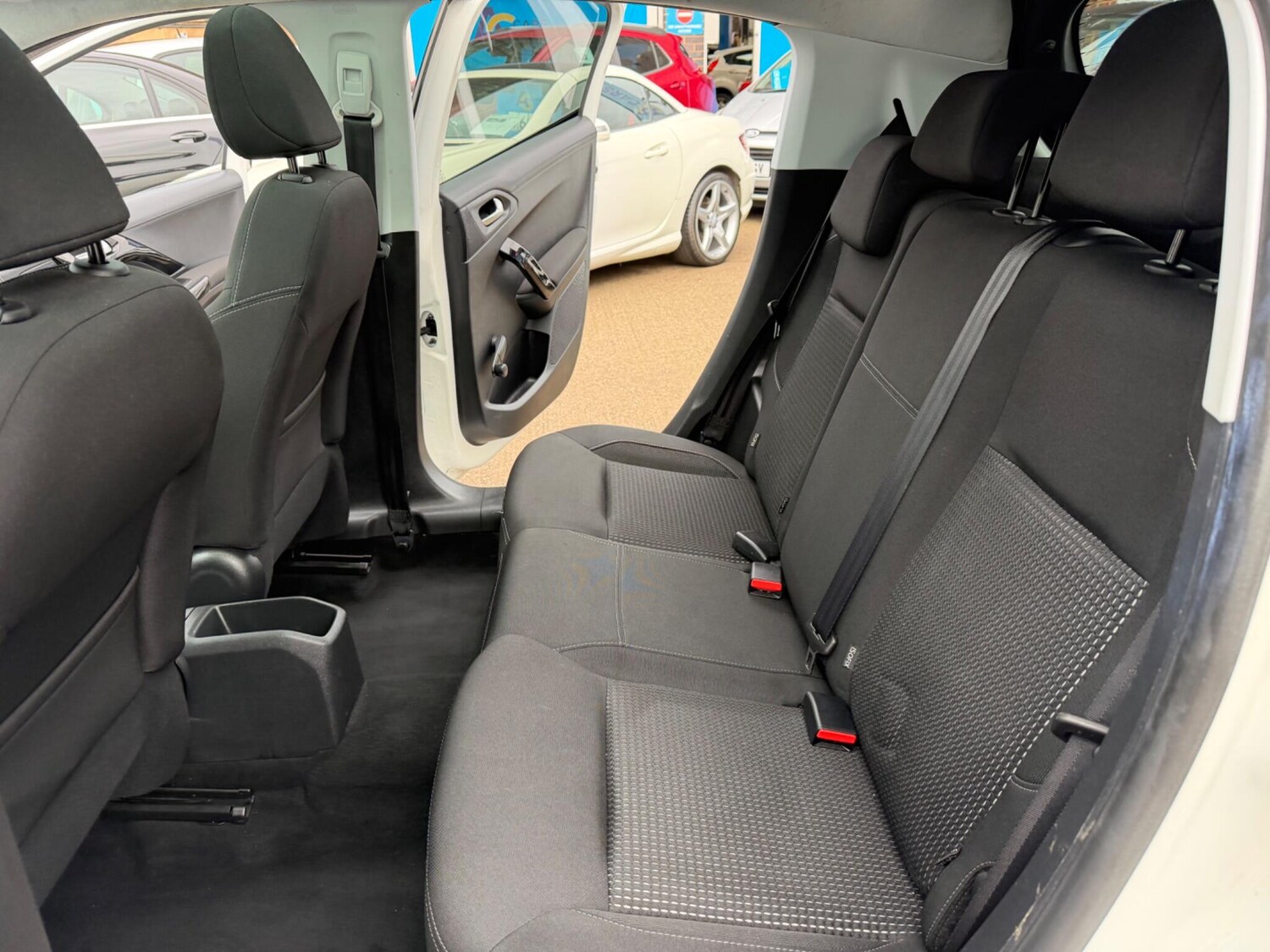 Used Peugeot 208 for sale - 77909721: Photo 34