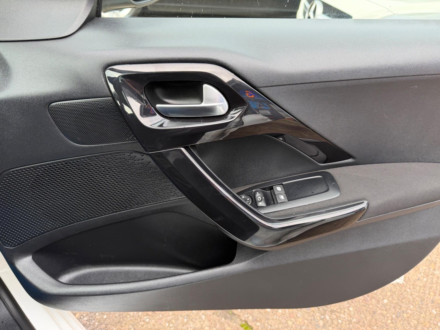 Used Peugeot 208 for sale - 77909721: Photo 47