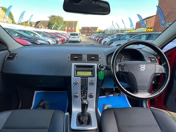 Used Volvo C30 2010 for sale - 75927054: Photo