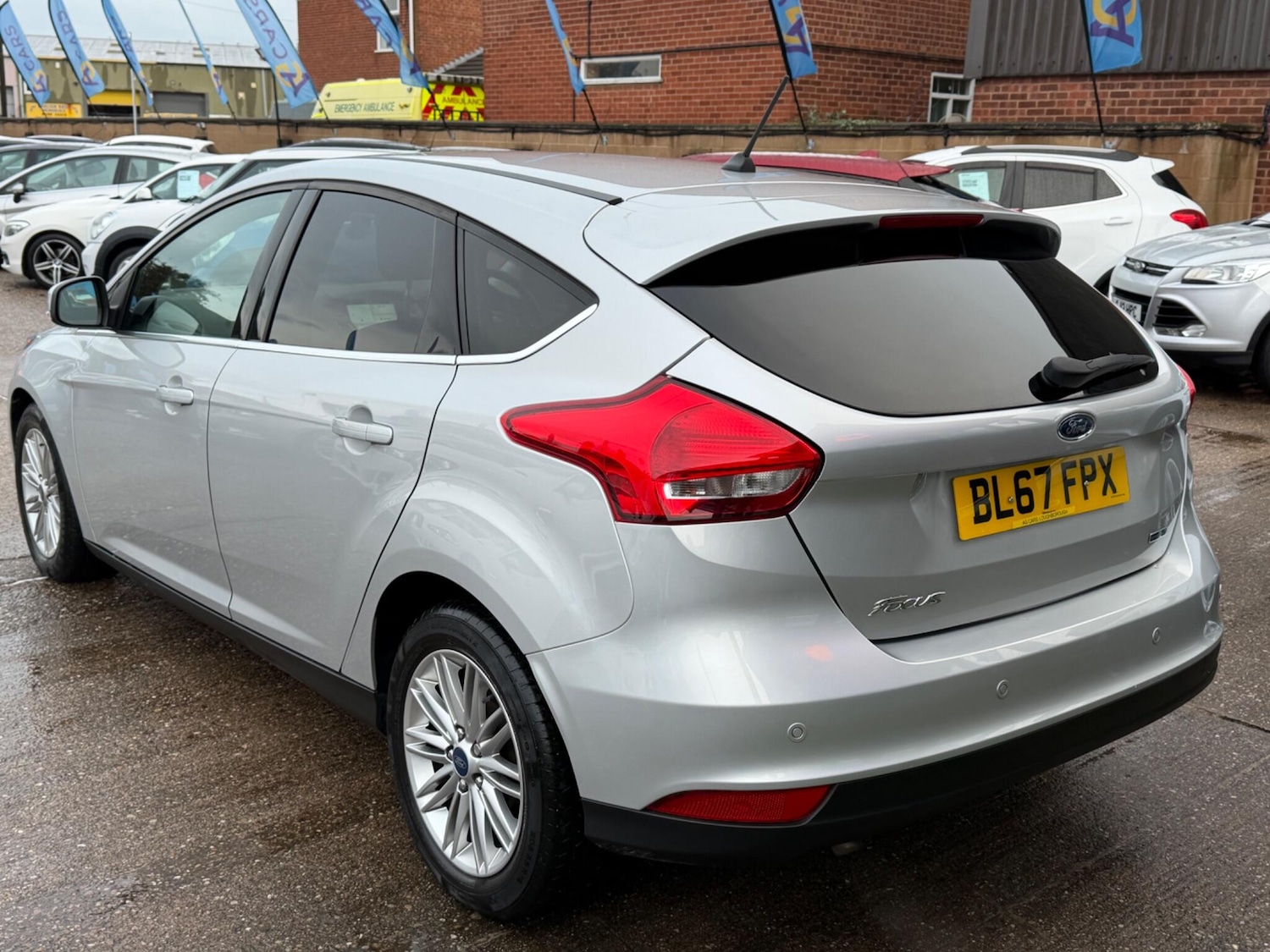 Used Ford Focus 2017 for sale - 77237880: Photo 11