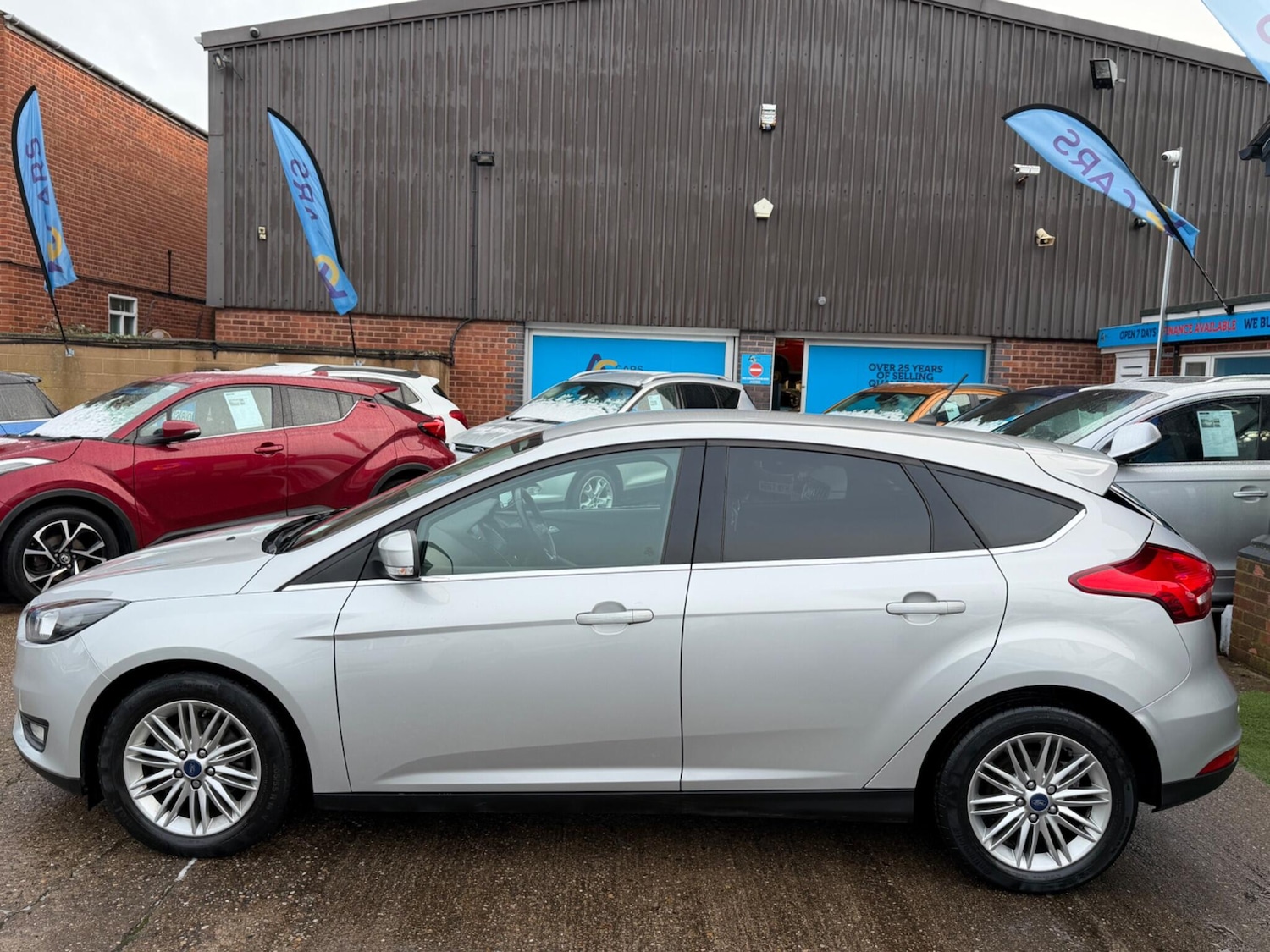 Used Ford Focus 2017 for sale - 77237880: Photo 9