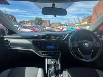 Used Toyota Auris 2016 for sale - 75051984: Photo