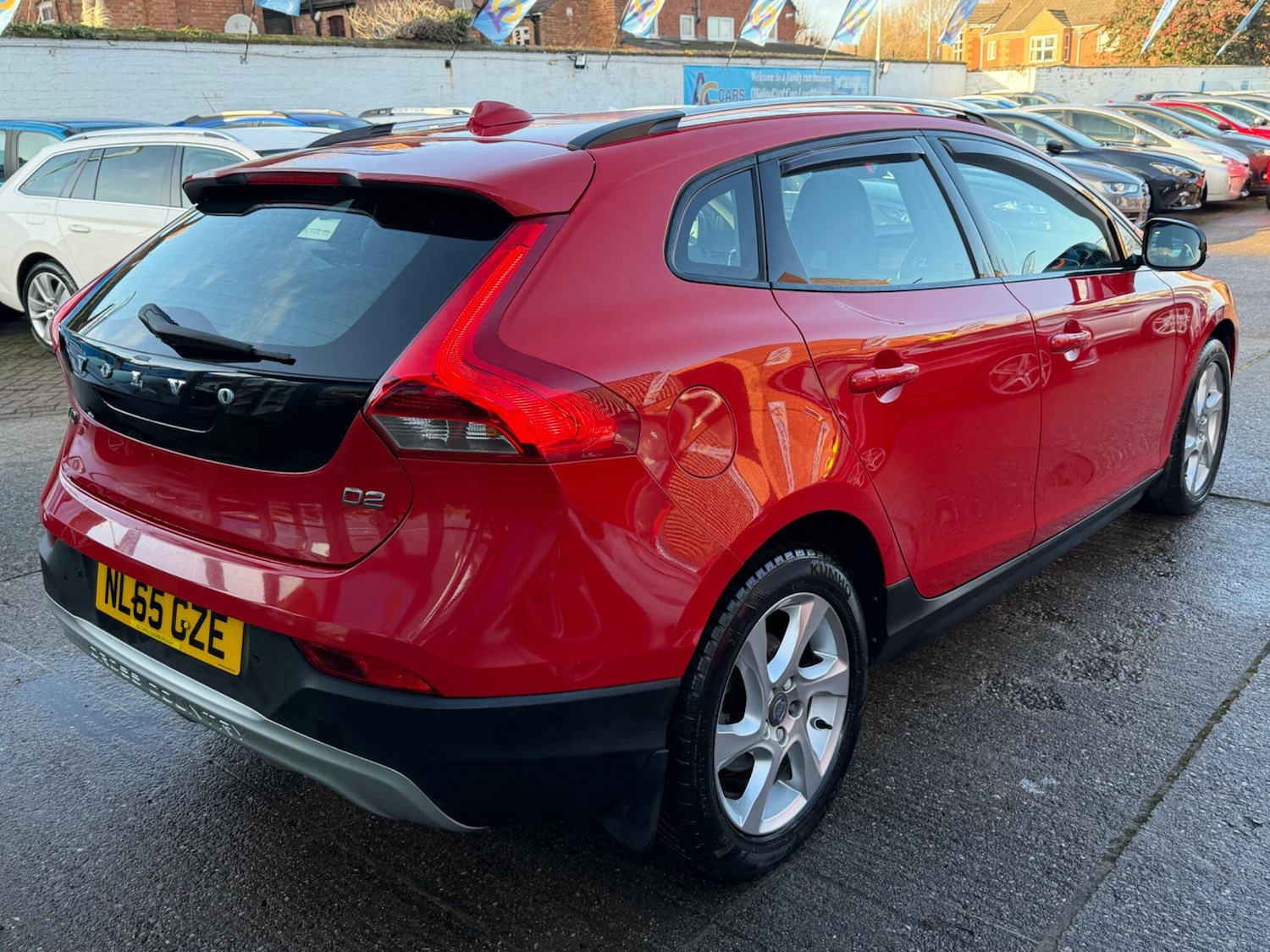 Used Volvo V40 2015 for sale - 77229518: Photo 10